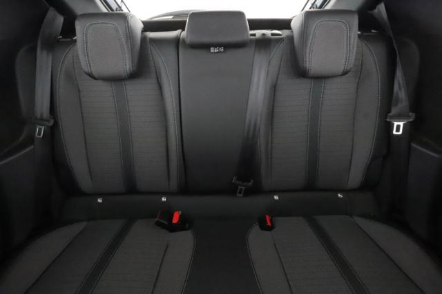 Peugeot 208 image 9
