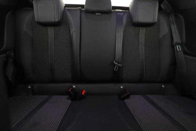 Peugeot 208 image 3