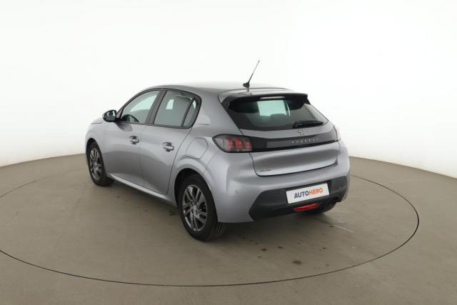 Peugeot 208 image 3