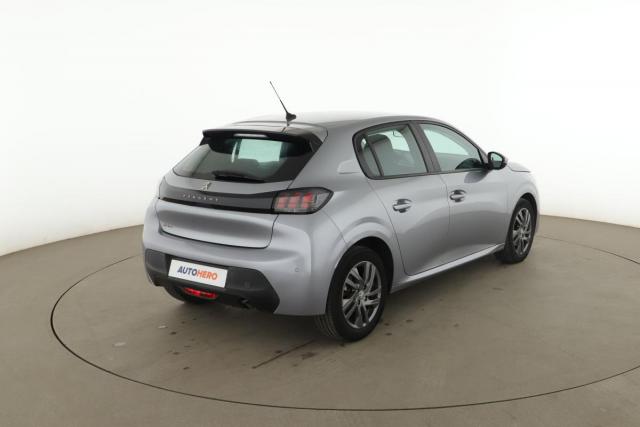 Peugeot 208 image 5