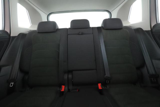 Volkswagen Tiguan image 5