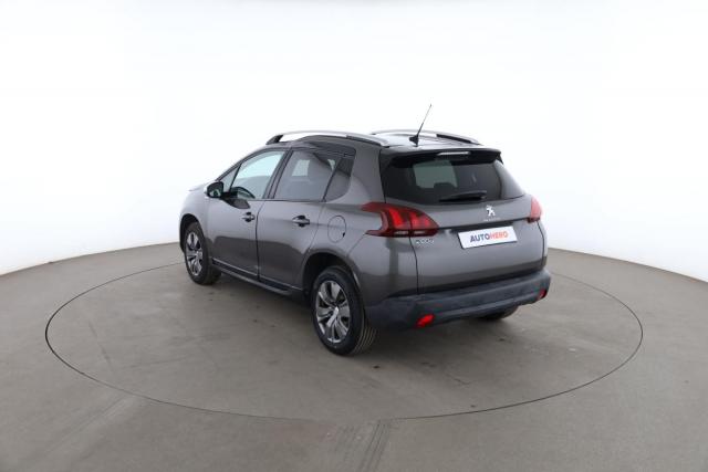Peugeot 2008 image 3