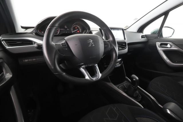 Peugeot 2008 image 4