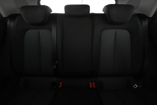 Audi Q2 image 8