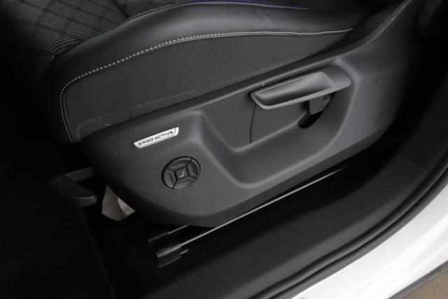 Volkswagen Tiguan image 5