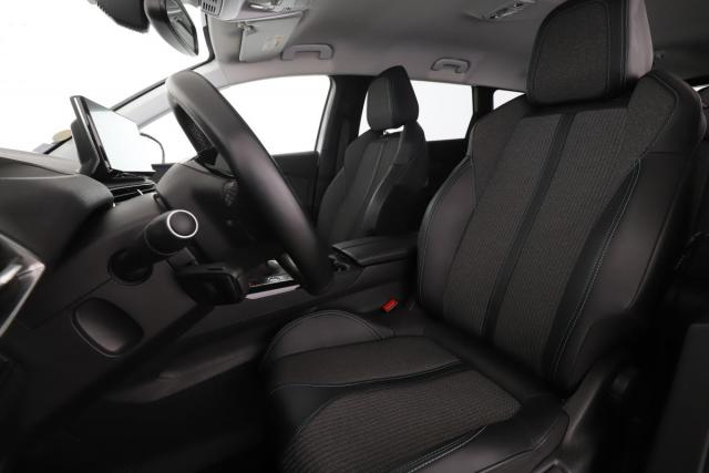 Peugeot 5008 image 7