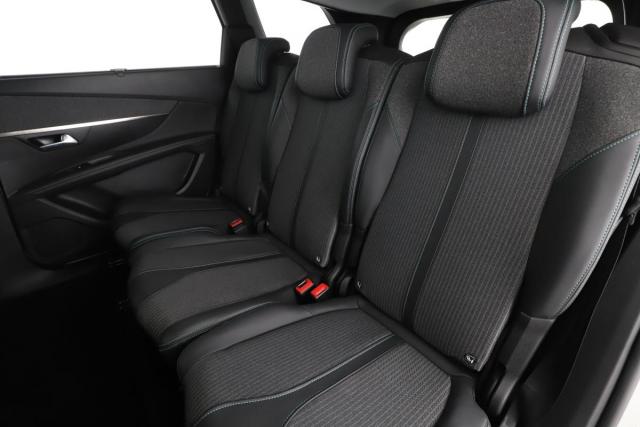 Peugeot 5008 image 6