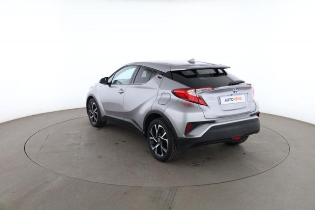 Toyota C-Hr image 8
