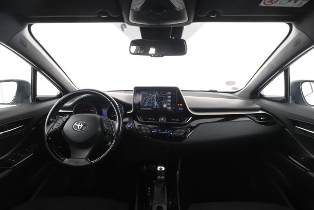 Toyota C-Hr image 3