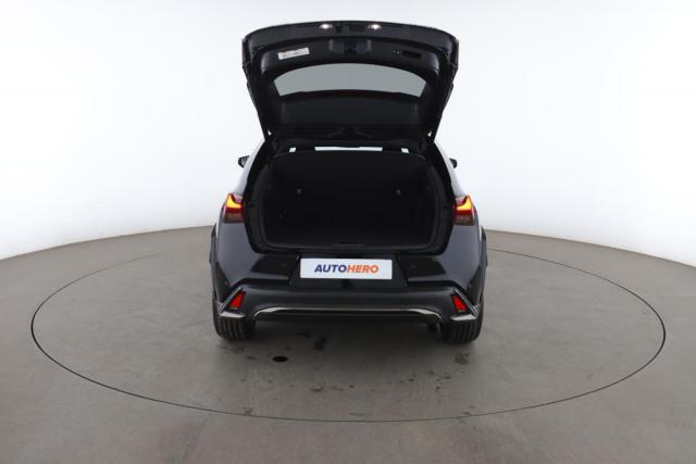 Lexus Ux image 6