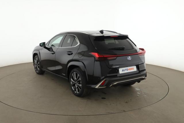 Lexus Ux image 5