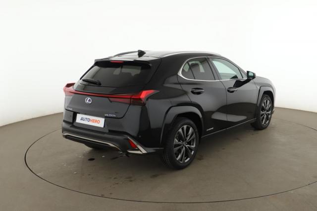 Lexus Ux image 8