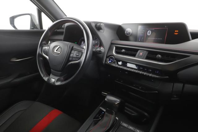 Lexus Ux image 2