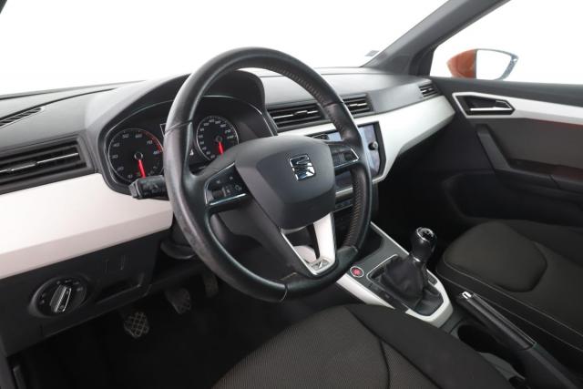 Seat Arona image 2
