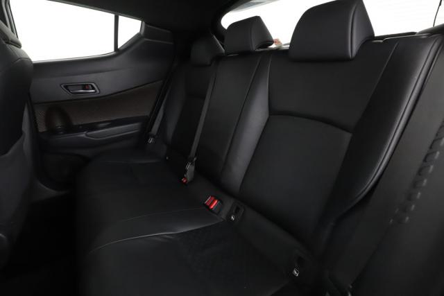 Toyota C-Hr image 3