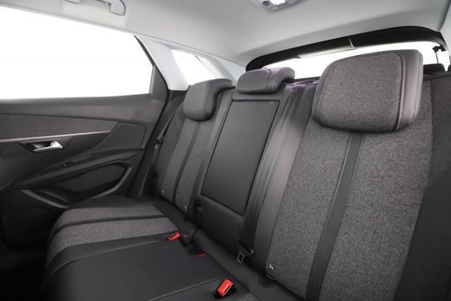 Peugeot 3008 image 6