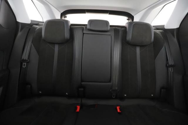 Peugeot 3008 image 3