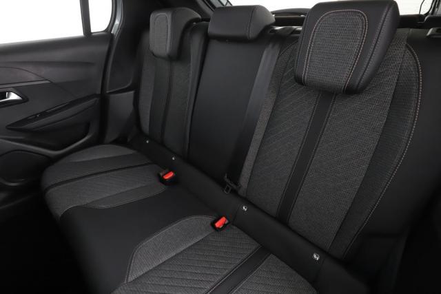 Peugeot 208 image 2