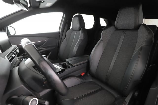 Peugeot 3008 image 3