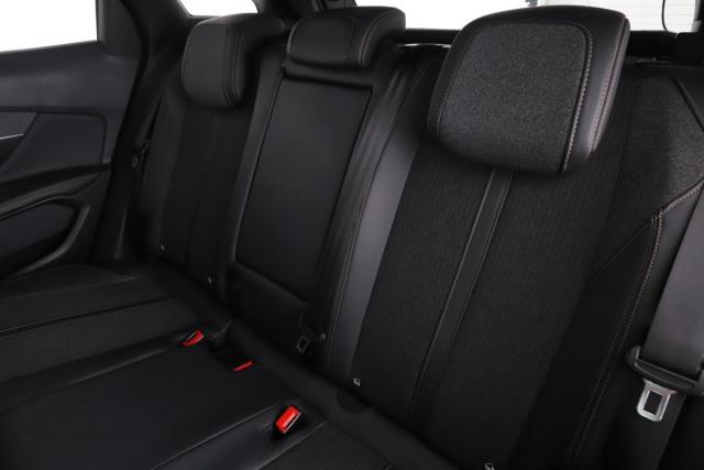 Peugeot 3008 image 4