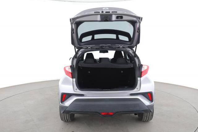 Toyota C-Hr image 9