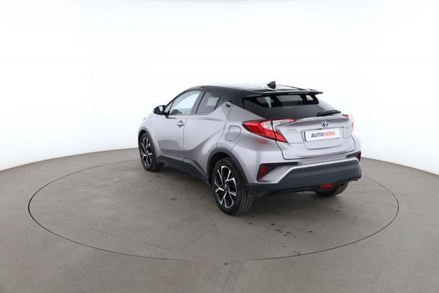 Toyota C-Hr image 6