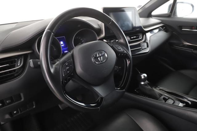 Toyota C-Hr image 3