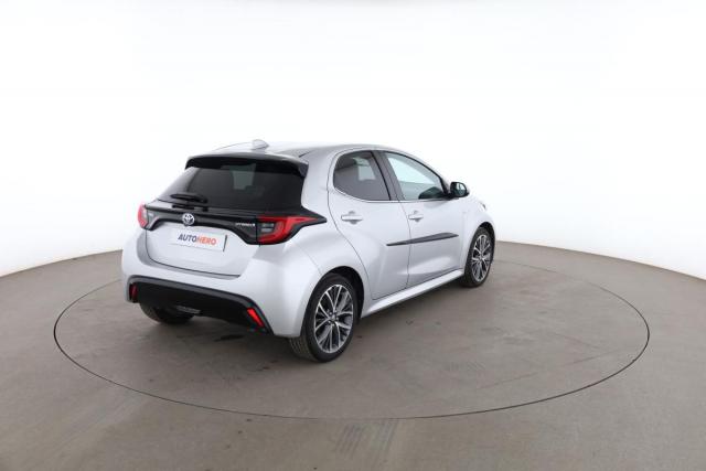 Toyota Yaris image 2