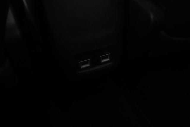 Peugeot 2008 image 9