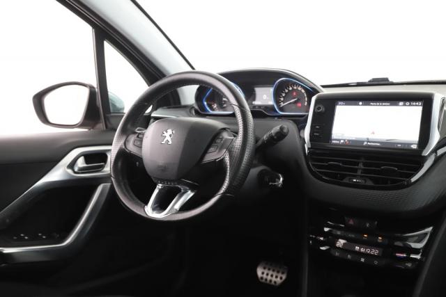 Peugeot 2008 image 6