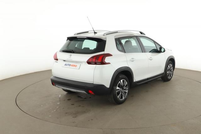 Peugeot 2008 image 4
