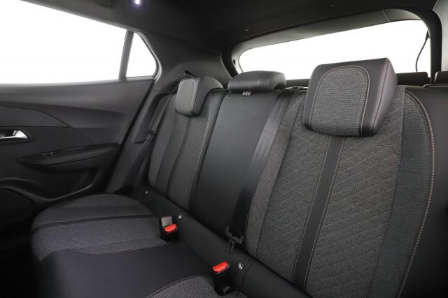 Peugeot 2008 image 4