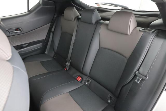 Toyota C-Hr image 3