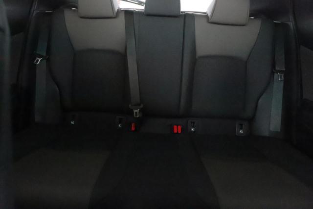 Toyota C-Hr image 6