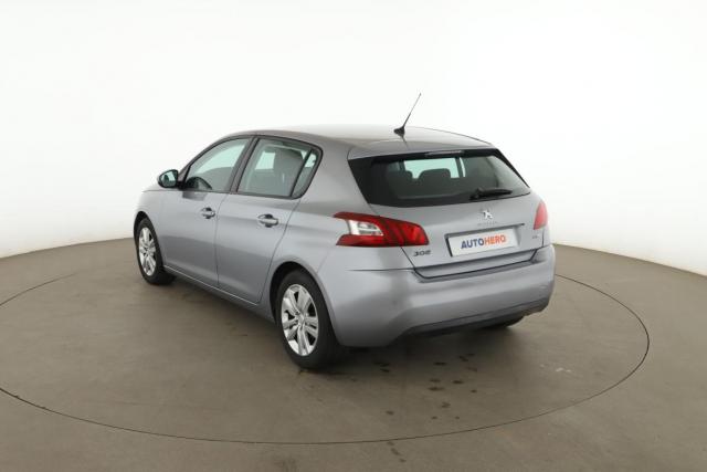 Peugeot 308 image 8
