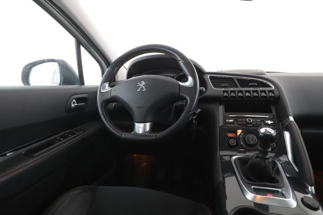 Peugeot 3008 image 1