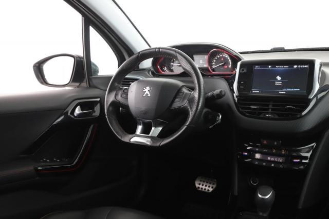 Peugeot 2008 image 5