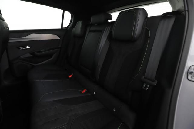 Peugeot 308 image 8