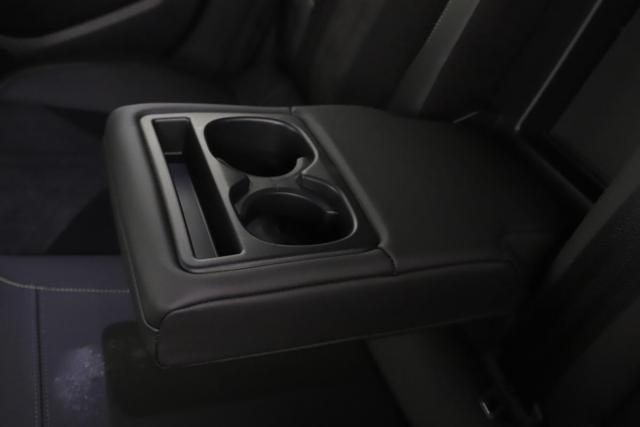Peugeot 308 image 9