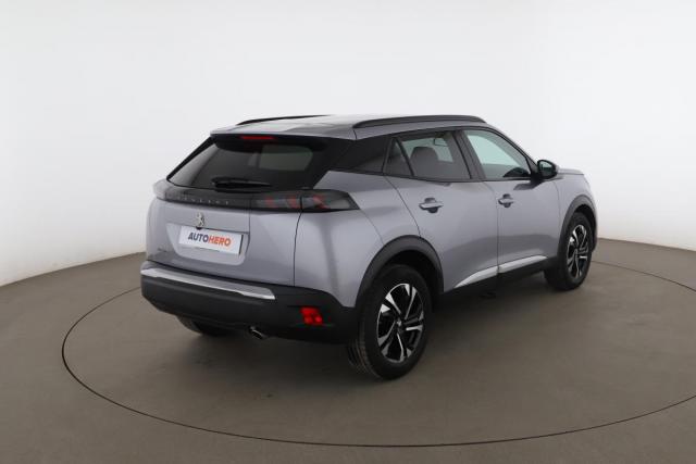 Peugeot 2008 image 9