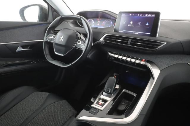 Peugeot 3008 image 3