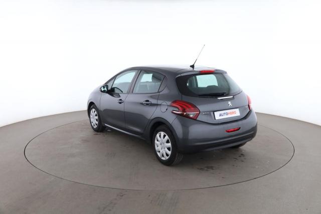 Peugeot 208 image 4