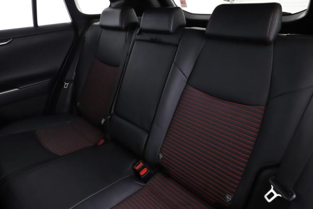 Toyota Rav4 image 8