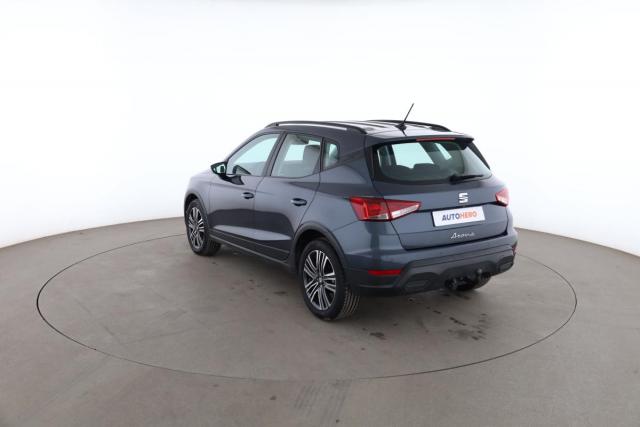 Seat Arona image 2