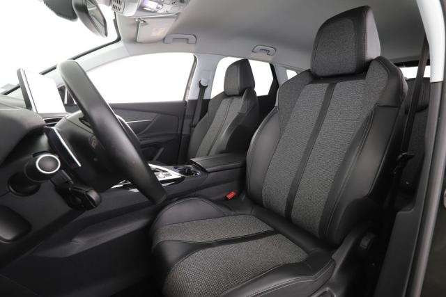 Peugeot 3008 image 8