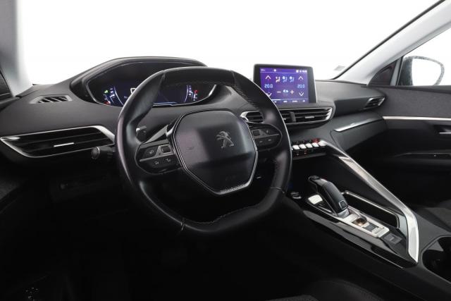 Peugeot 3008 image 3