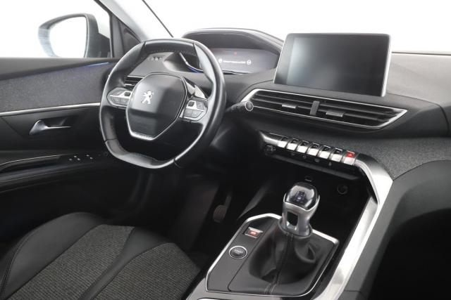 Peugeot 5008 image 2