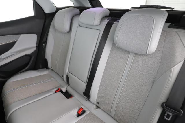Peugeot 3008 image 6