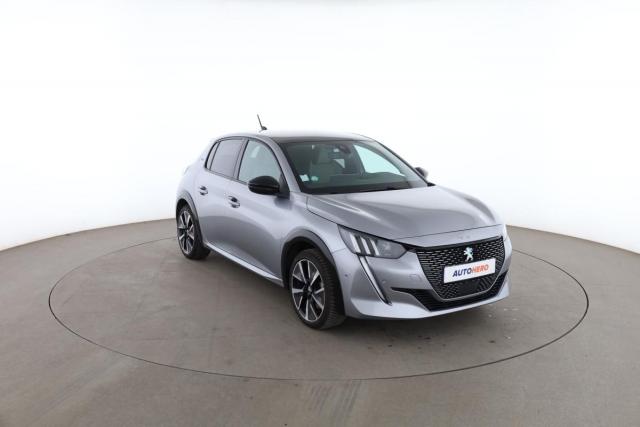 Peugeot 208 image 1