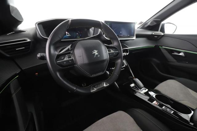 Peugeot 208 image 4
